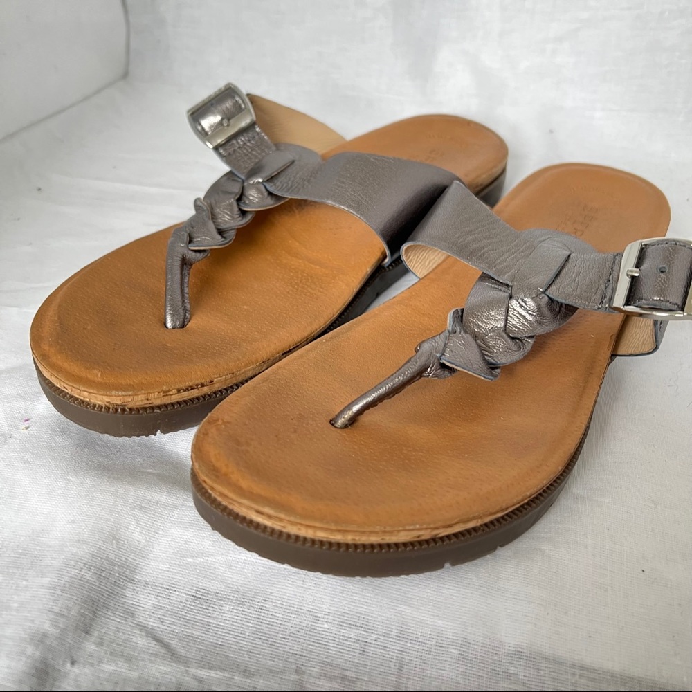 Sperry Topsiders Silver Leather Flip Flops Thong Flat Sandals Size 8 M